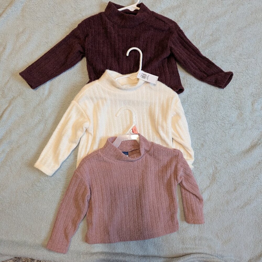 3 piece sweater bundle Old Navy 18-24 months girls